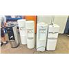 Image 1 : GROUP OF 4 ASSORTED WATER COOLERS