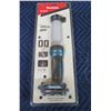 Image 1 : Makita ML002G Cordless LED Lantern/Flashlight New in Package