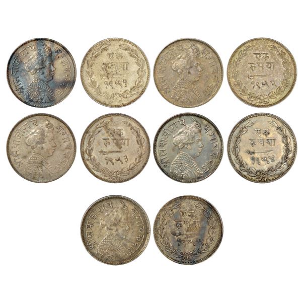 Princely States: Baroda, Sayaji Rao III (1875-1938 AD), set of 5 silver rupee, VS 1951, 11.38g; VS 1
