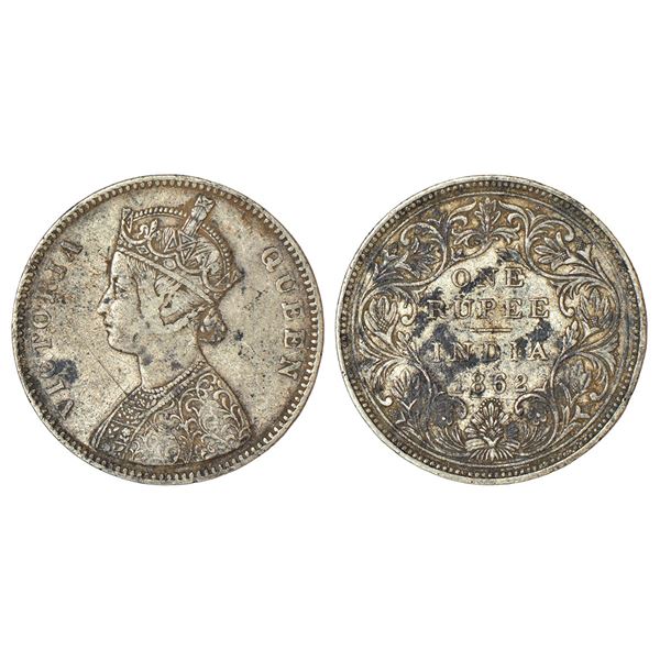 British India: Victoria Queen, silver rupee, 1862, Bombay mint, A/II/1/10, top dot within top flower