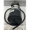 Image 2 : Dayton #4Z062A Permanent-Split Capacitor Gear Motor