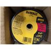 Image 1 : MEULE DE PONÇAGE DEWALT DW8061