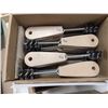 Image 1 : 5/8” BTE DE 12 PIPE SIZE FITTUNG BRUSH