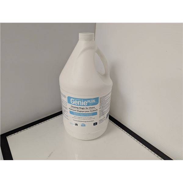 4L NETTOYANT MAGIQUE POUR FAUTEUILS GENIE PLUS