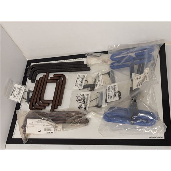 LOT: 27 CLES HEXAGONALE ASST