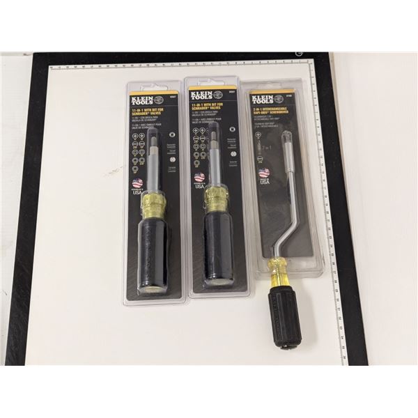 LOT: 3 TOURNEVIS KLEIN TOOLS ASST