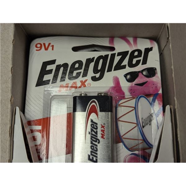LOT: 48 BATTERIES 9V ENERGIZER