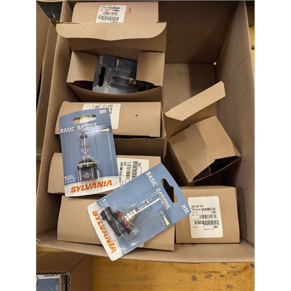 LOT: 25 PHAIRES ASST