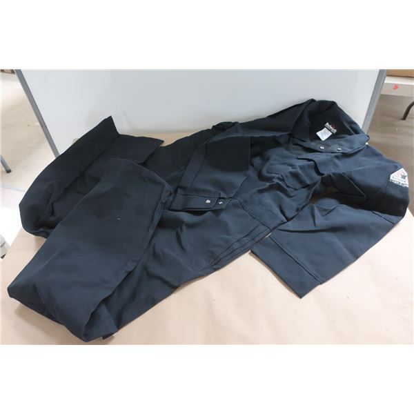 COUVRE-TOUT BULWARK CNB6NV6 42-RG NOIR