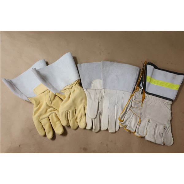 LOT: 10 PAIRES DE GANTS DE TRAVAIL ASST