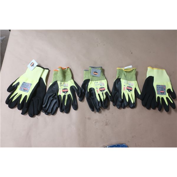 LOT: 42 PAIRES DE GANTS DE TRAVAIL ERGODYNE