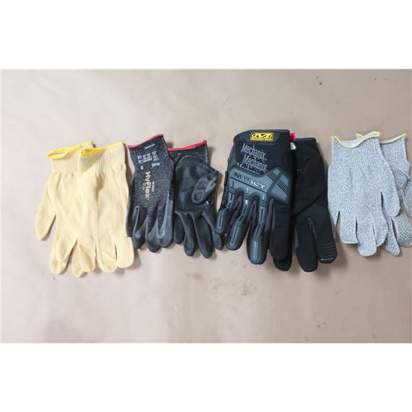 LOT: 18 PAIRES DE GANTS DE TRAVAIL GRANDEURS ASST