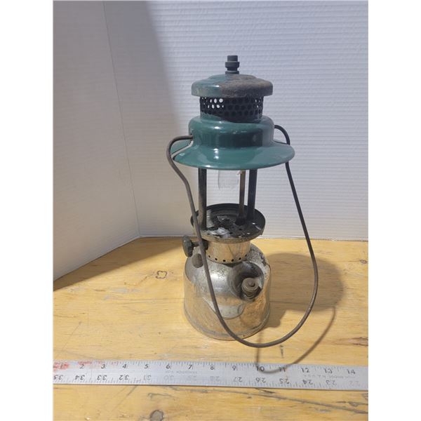 vintage Coleman lantern (no shade)