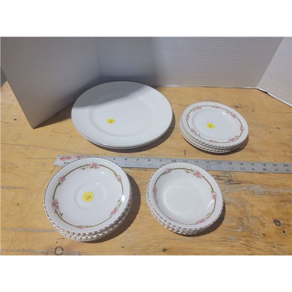 Johnson Bros dishes "Old English" 5 fruit dishes, 5 saucers, 5 bread plates