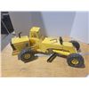 Image 2 : Tonka grader