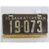 Image 1 : 1935 Saskatchewan License Plate