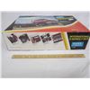 Image 2 : Ertl Interational Semi Tractor  Vintage Model Kit  Unbuilt #8026