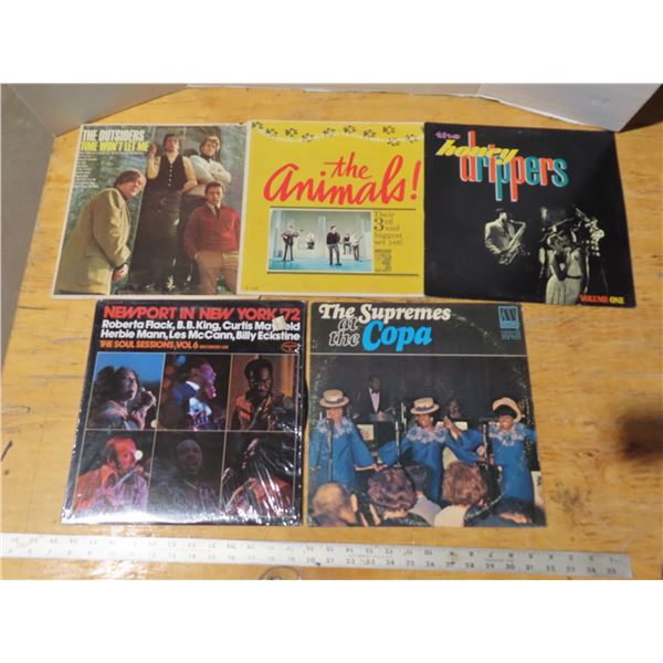 5 different LP records. The animals, the suprems etc.