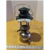 Image 1 : Coleman 1935 lantern with pyerx globe -green