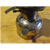 Image 5 : Coleman 1935 lantern with pyerx globe -green