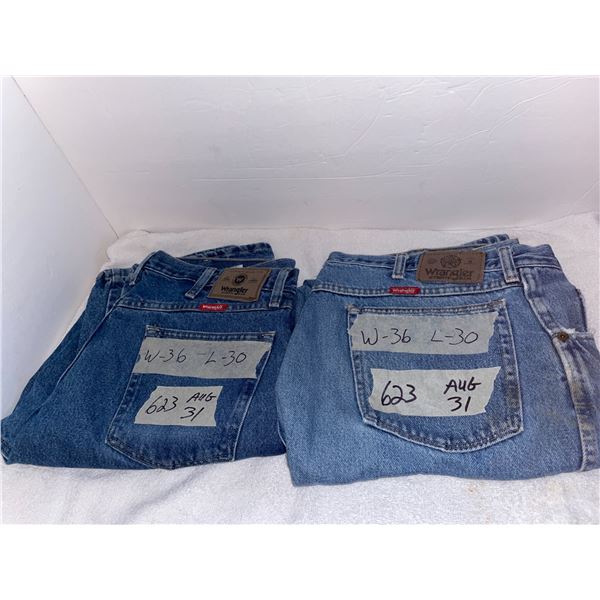 Wrangler Jeans (2 pairs)