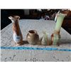 Image 2 : Onyx Vases