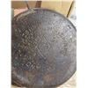 Image 2 : Rare vintage cast iron dutch oven pan