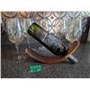Image 1 : Five 9" Wine Glasses and wooden Wine Bottle holder