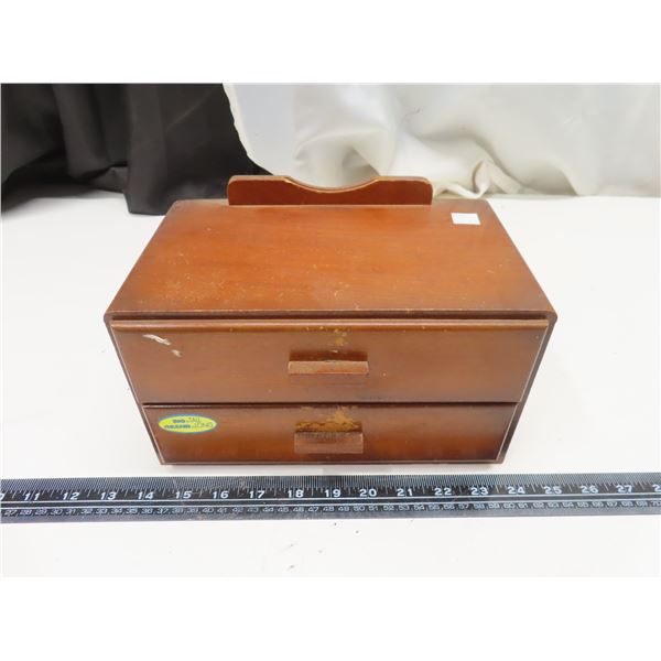 Wooden 2 drawer jewelry box