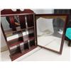 Image 2 : 16" Tall Wooden Display Case