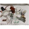 Image 3 : Box of Vintage Décor