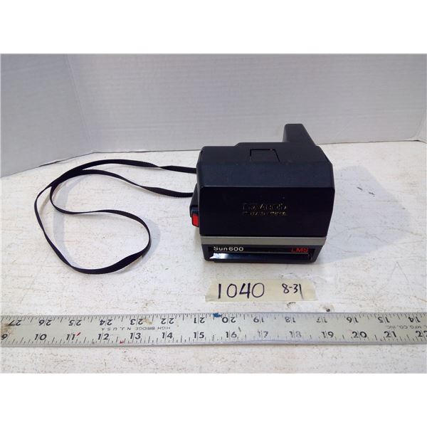 Vintage Polaroid Sun600 LMS