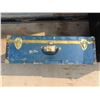 Image 3 : Vintage blue metal trunk 30"x18"10"
