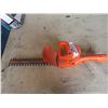Image 1 : Black & decker 13" hedge trimmer