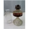 Image 2 : oil lamp with chimney