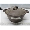 Image 1 : Taiwan cast iron 4.5qt dutch oven w/lid