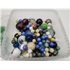 Image 2 : Container of marbles & décor rocks