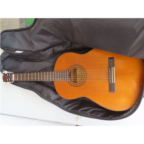 G231 yamaha acoustic with case