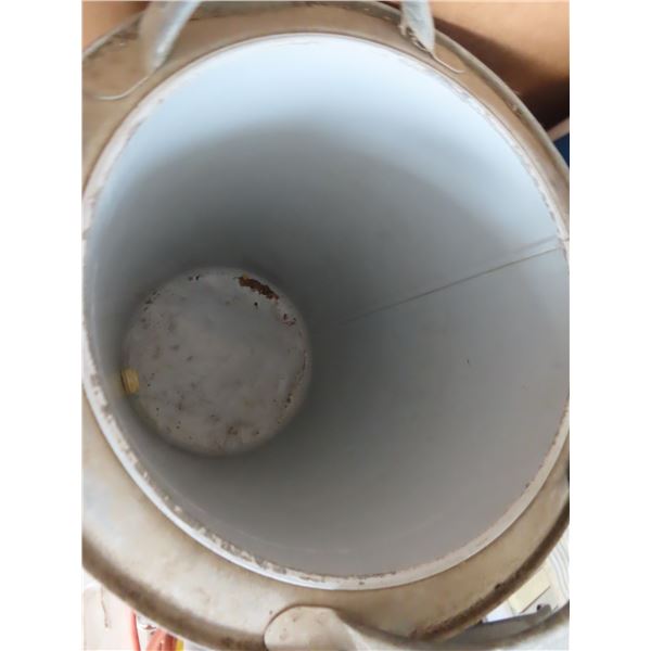 antique igloo cooler