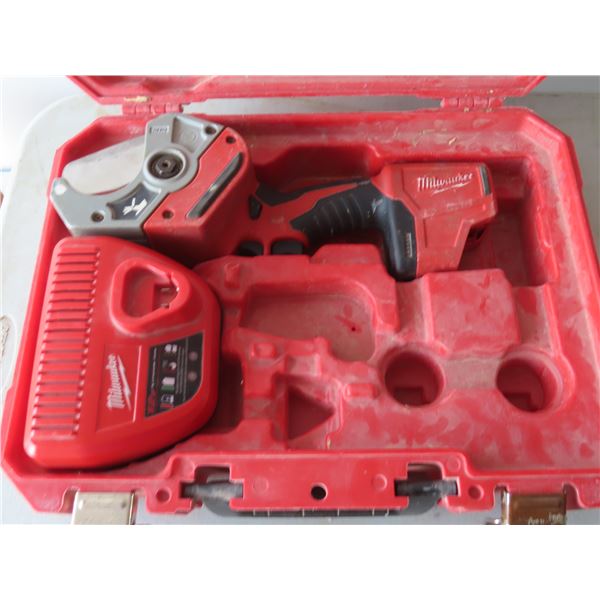 milwaukee PVC shear no battery