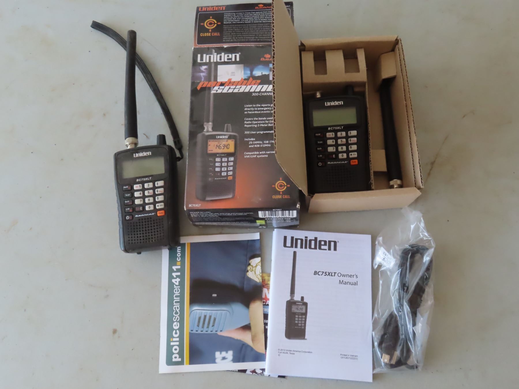 uniden police scanners - Schmalz Auctions
