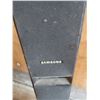 Image 2 : samsung tower speakers