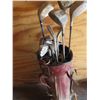 Image 4 : right handed golf clubs