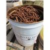 Image 1 : pail filled with chain
