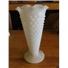 Image 2 : milk glass lot