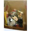 Image 3 : box of assorted items