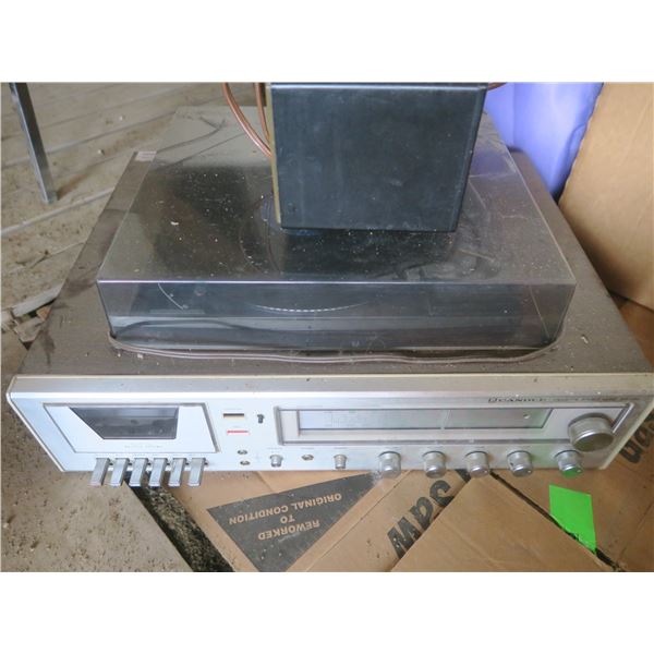 vintage radio and record player