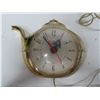 Image 2 : spartus vintage wall hang teapot clock