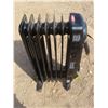 Image 2 : like new oil heater