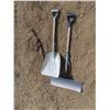 Image 2 : 2 shovels